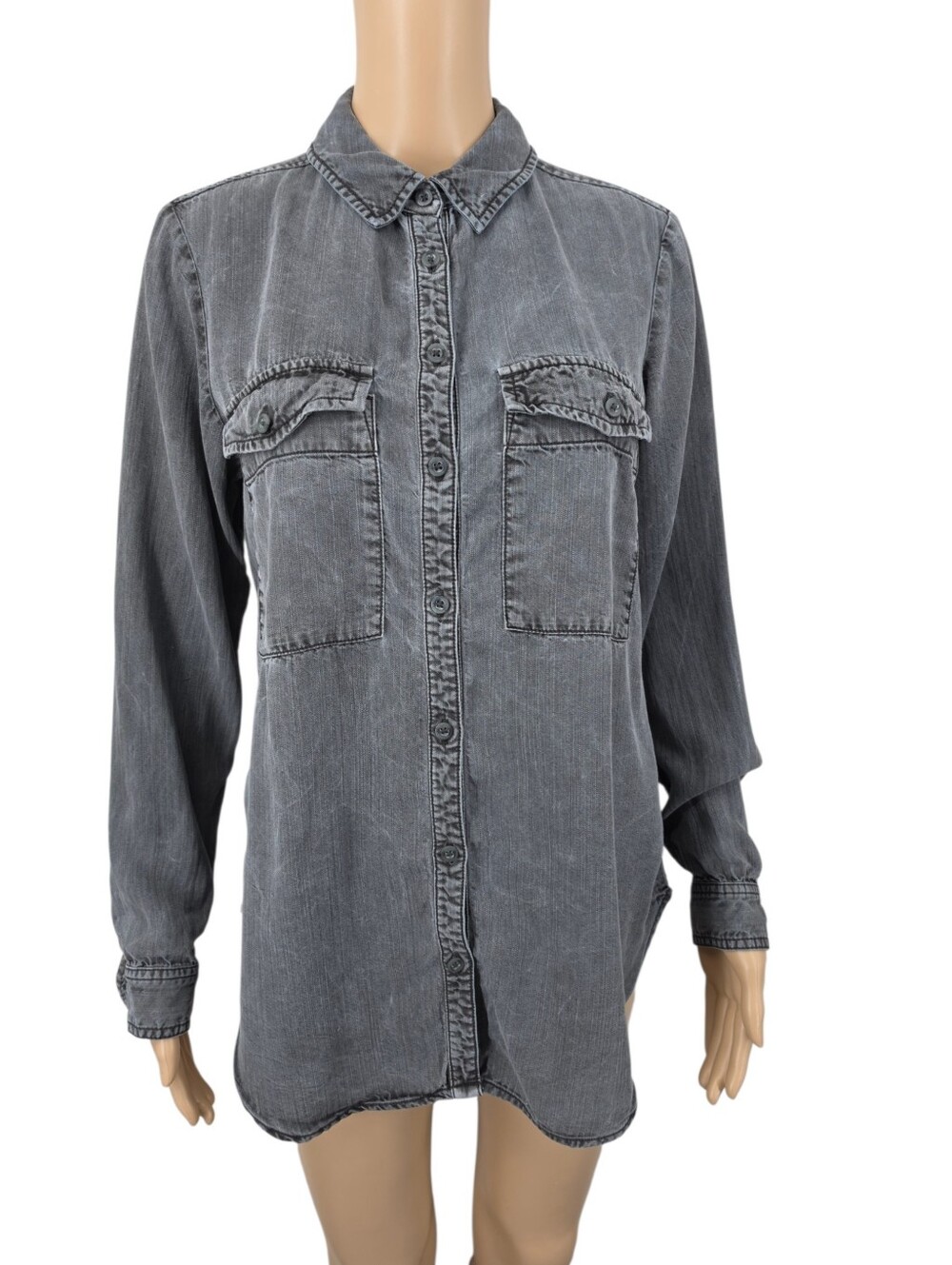 Pilcro a by Anthropologie Gray Wash Long Sleeve Button Down Shirt